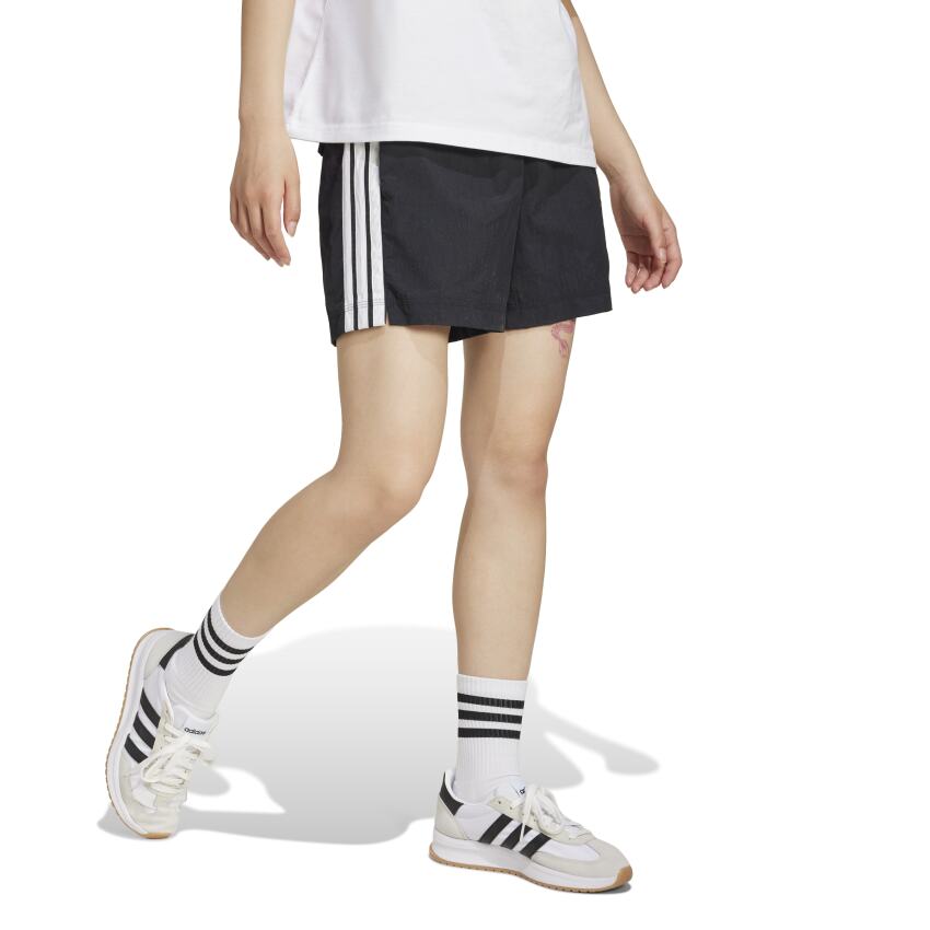 Adidas Essentials 3-Stripes Lifestyle Woven Siyah Kadın Şort - 3