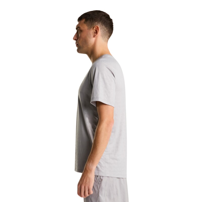 The North Face M 24/7 Pentadome Embossed Reg SS Tee Gri Erkek Tshirt - The North Face (1)